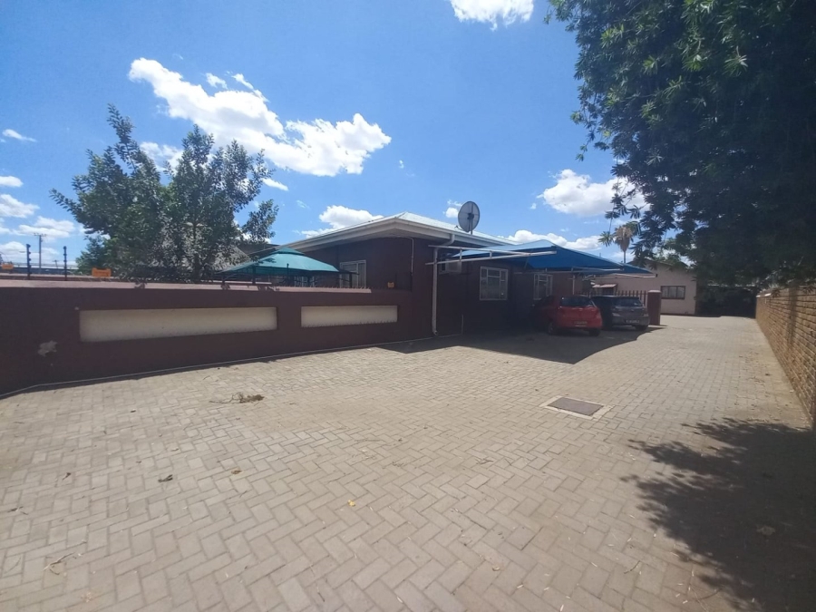 3 Bedroom Property for Sale in Bodorp North West